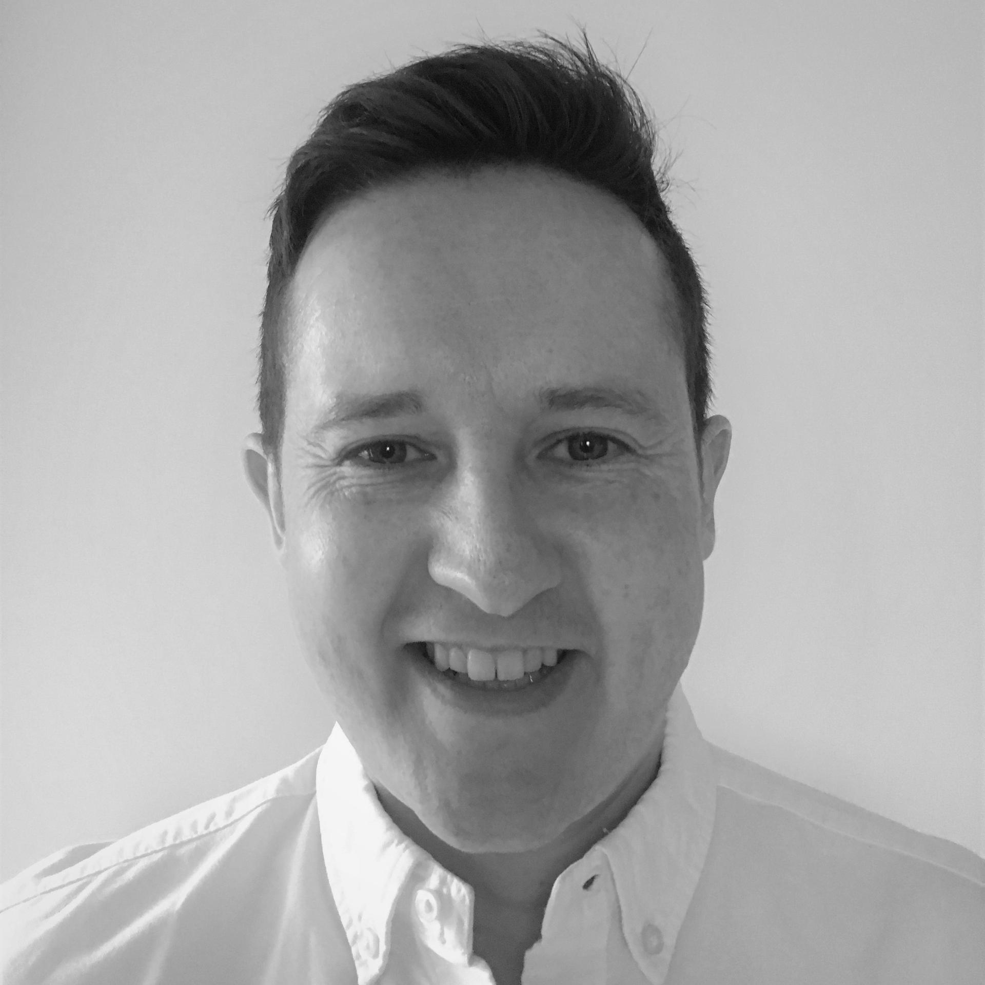 Steven Lindsay