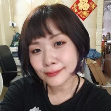 Emiko Tan