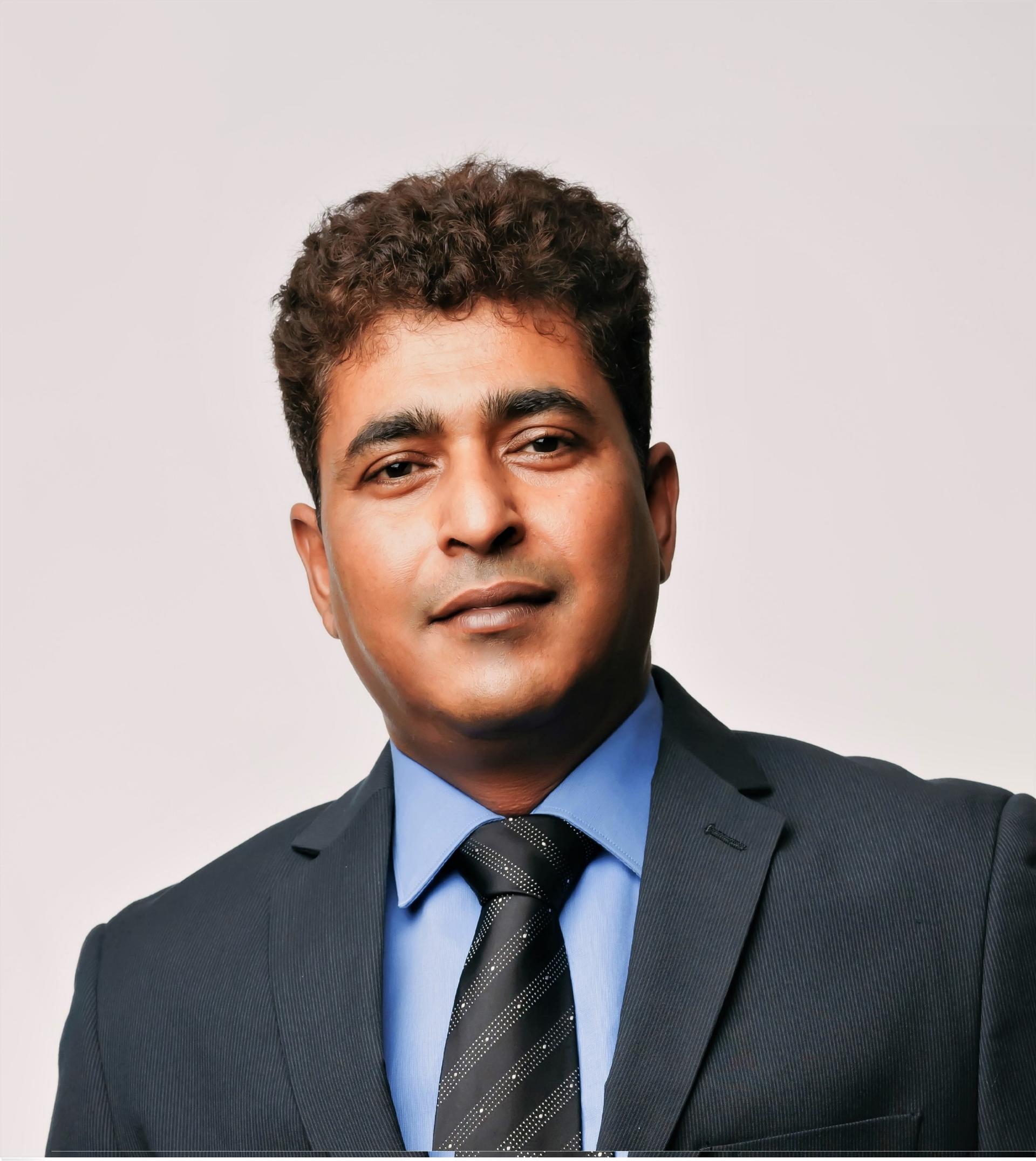 Sumit Sikdar