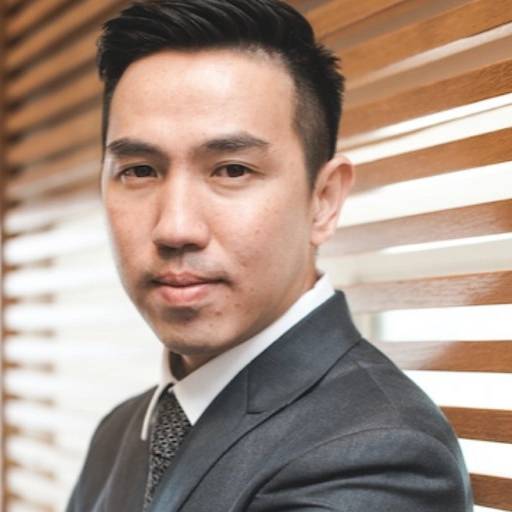 CHRIS HENG