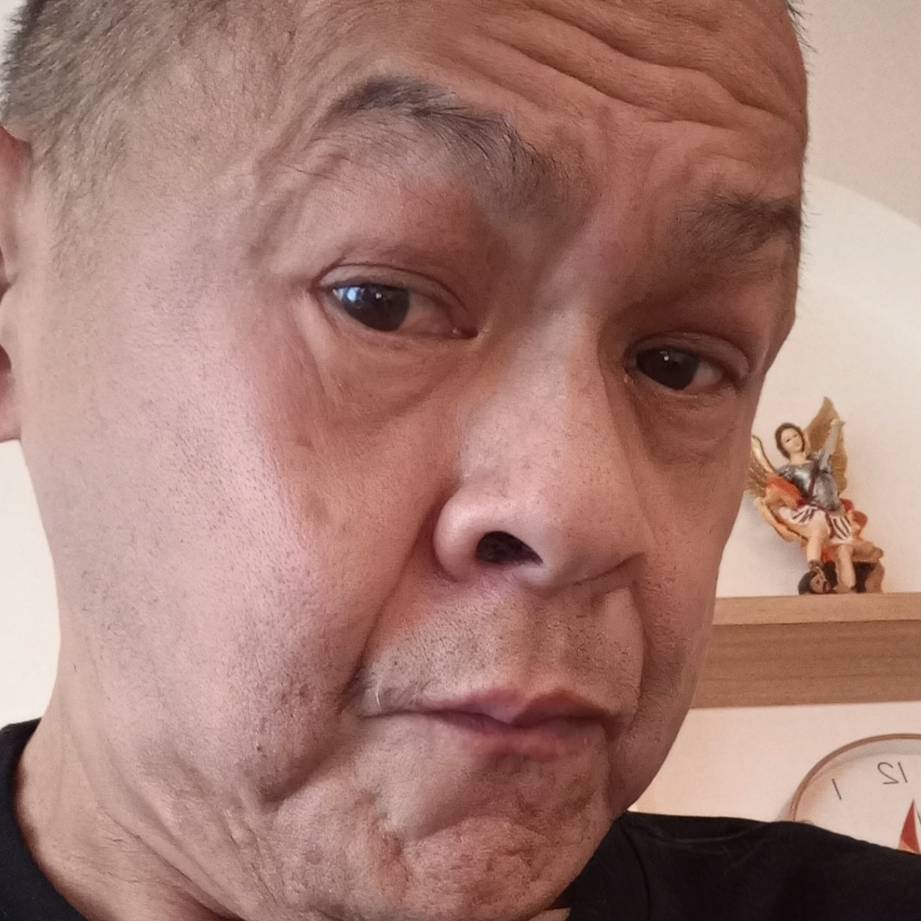 Desmond Chua