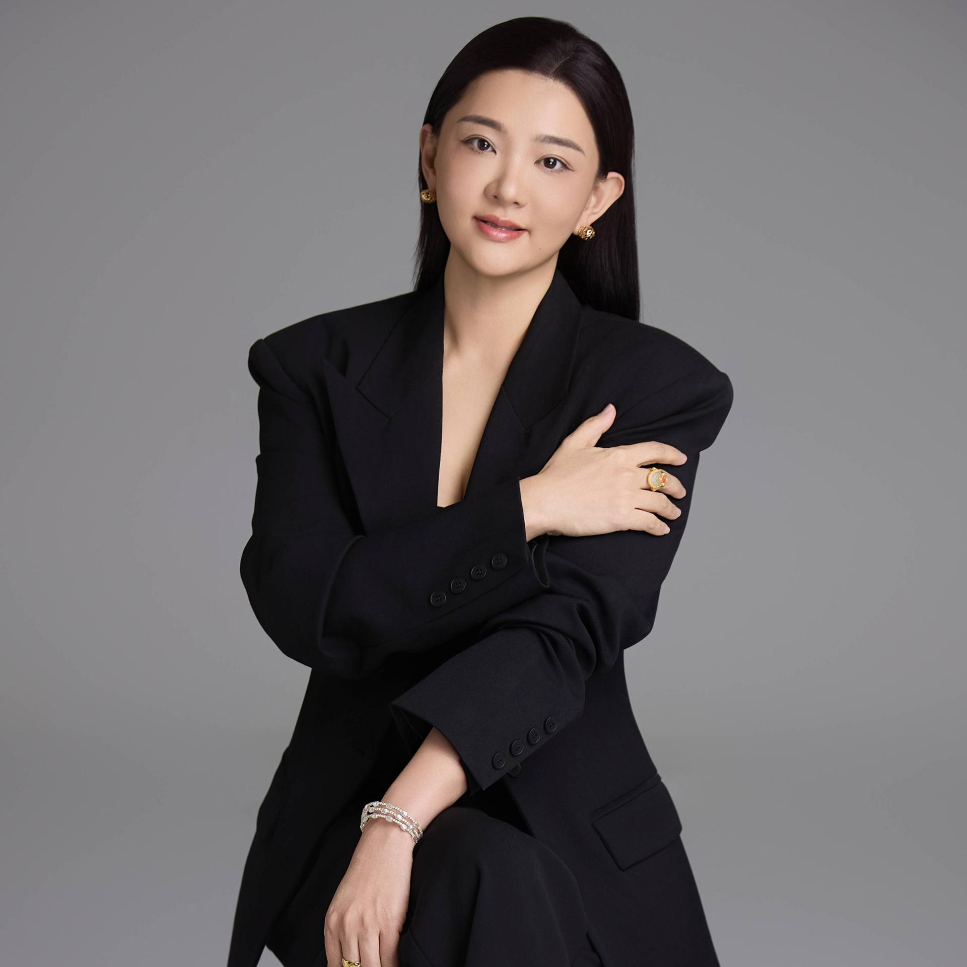 ALICE NEO YAYUAN