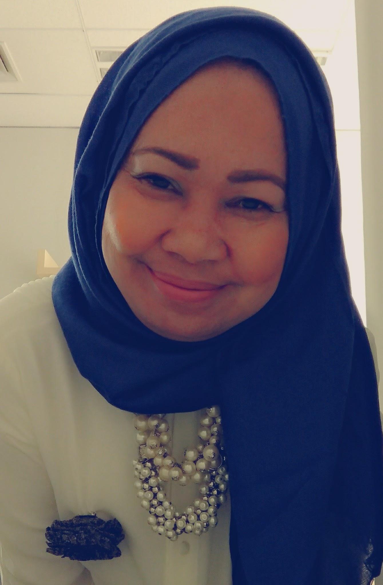 Cut Fitria Harumsari